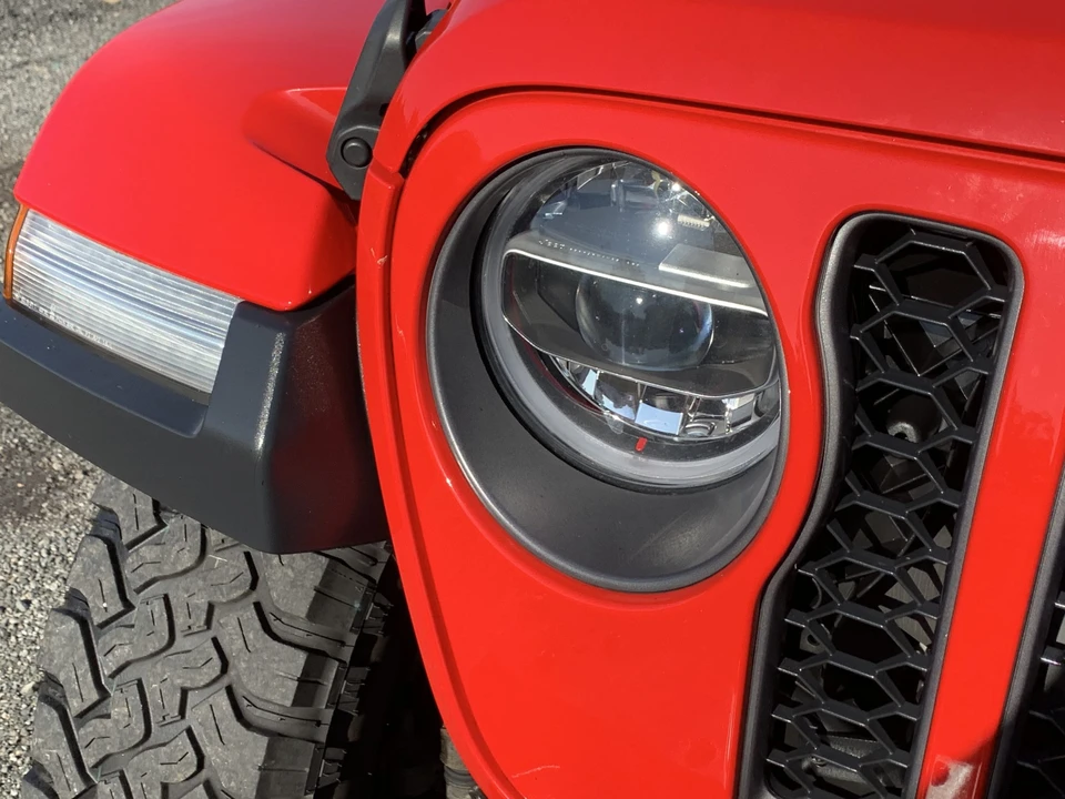 2020 Jeep JT Gladiator - Image 19 of 31
