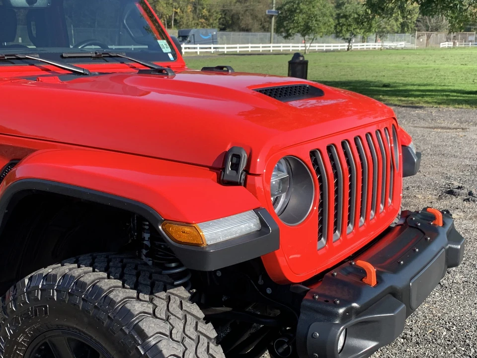 2020 Jeep JT Gladiator - Image 16 of 31