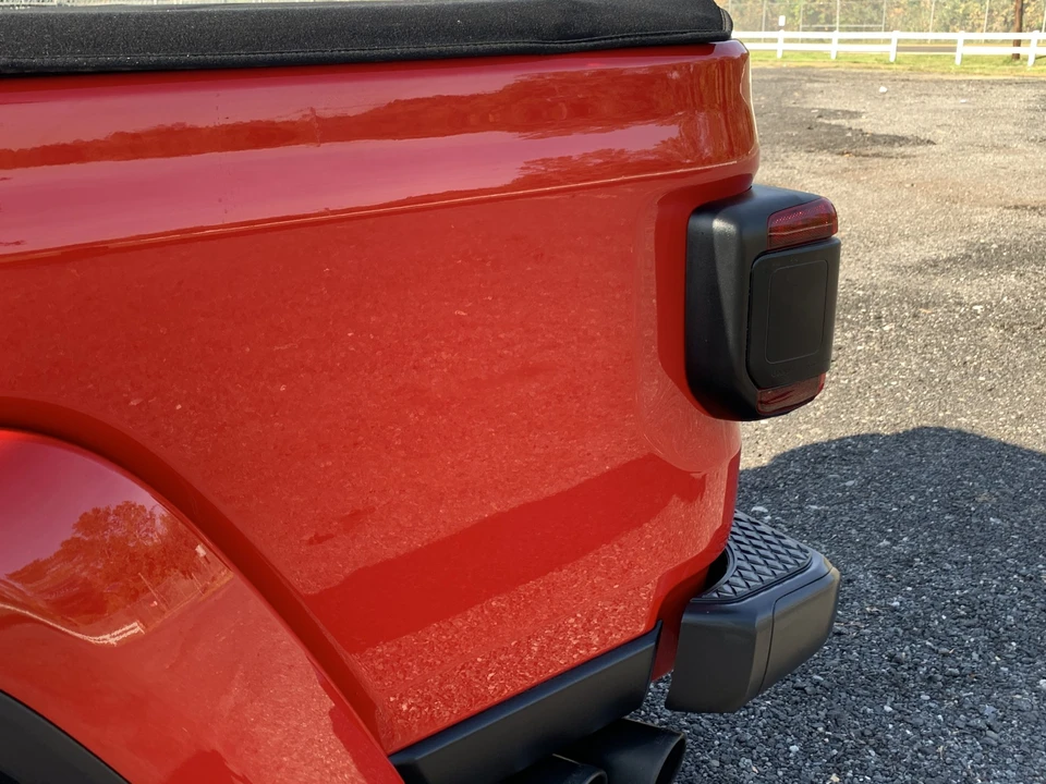 2020 Jeep JT Gladiator - Image 24 of 31