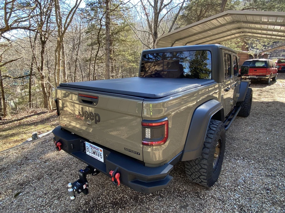 2020 Jeep JT Gladiator - Image 28 of 31