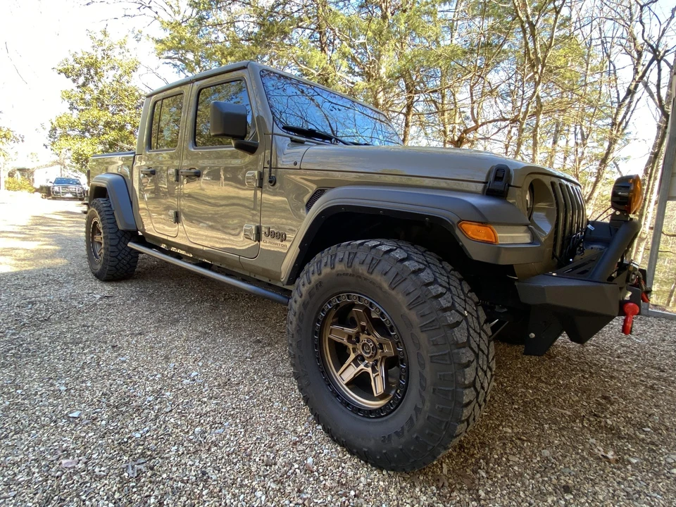 2020 Jeep JT Gladiator - Image 20 of 31