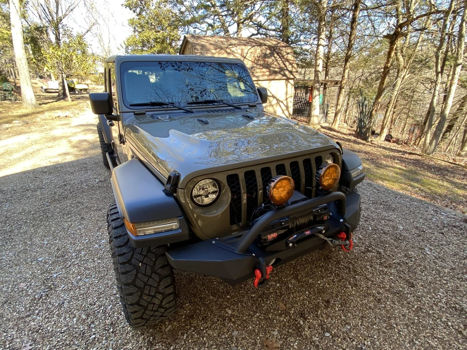 2020 Jeep JT Gladiator - Image 17 of 31