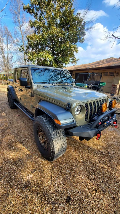 2020 Jeep JT Gladiator - Image 19 of 31