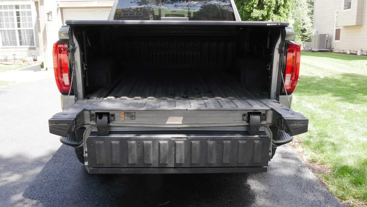 2021 GMC Sierra 5th Gen - Image 29 of 31