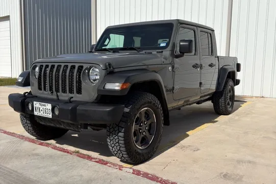 2021 Jeep Gladiator Sport
