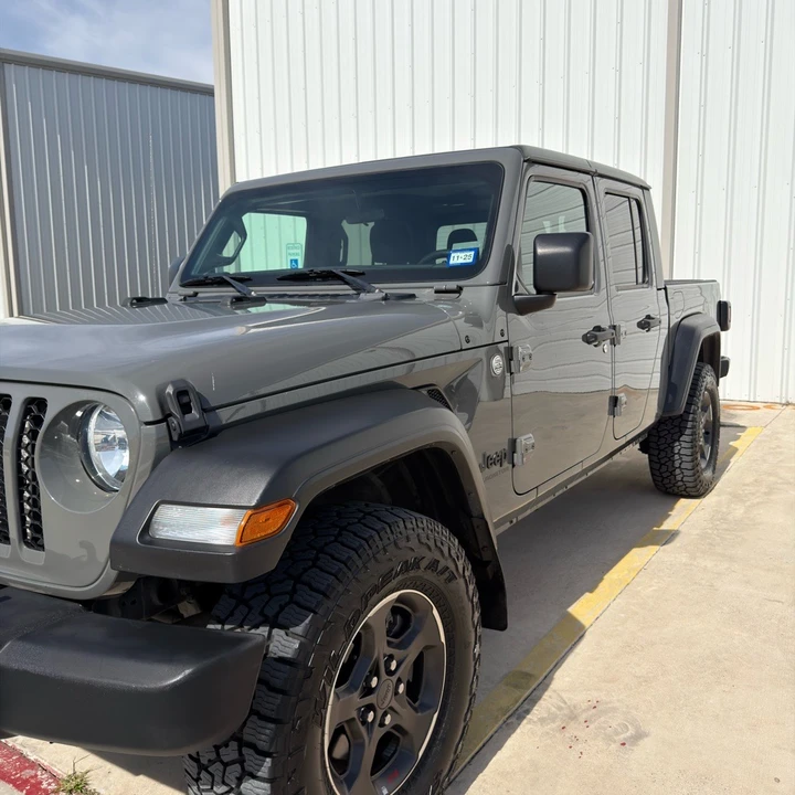 2021 Jeep JT Gladiator - Image 19 of 31