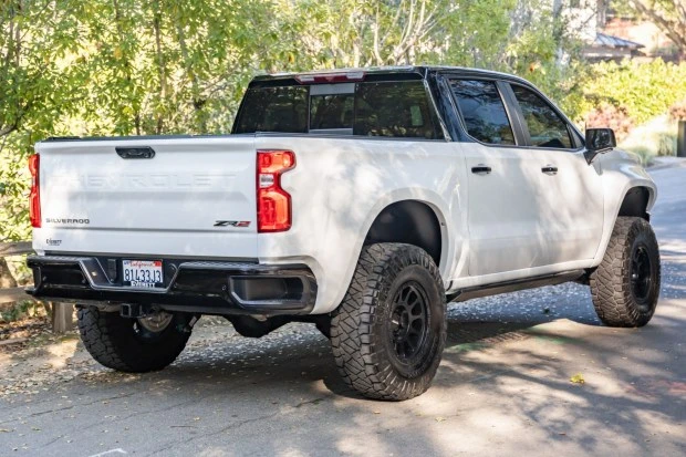 2024 Chevrolet Silverado 4th Gen - Image 2 of 7