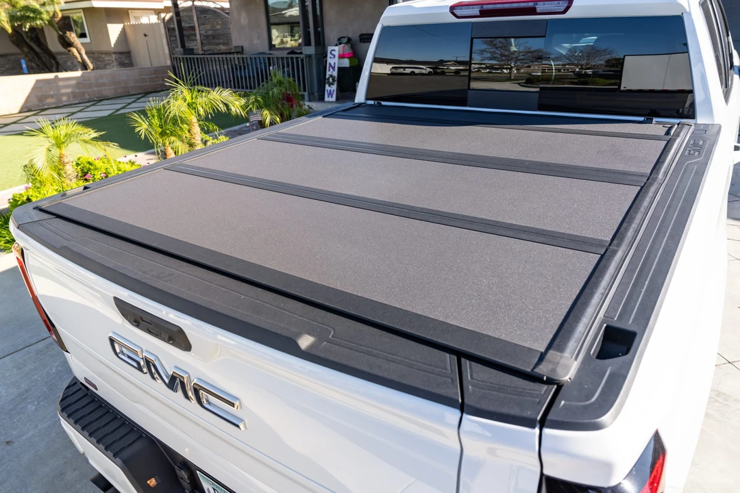 2024 GMC Sierra 5th Gen - Image 24 of 31