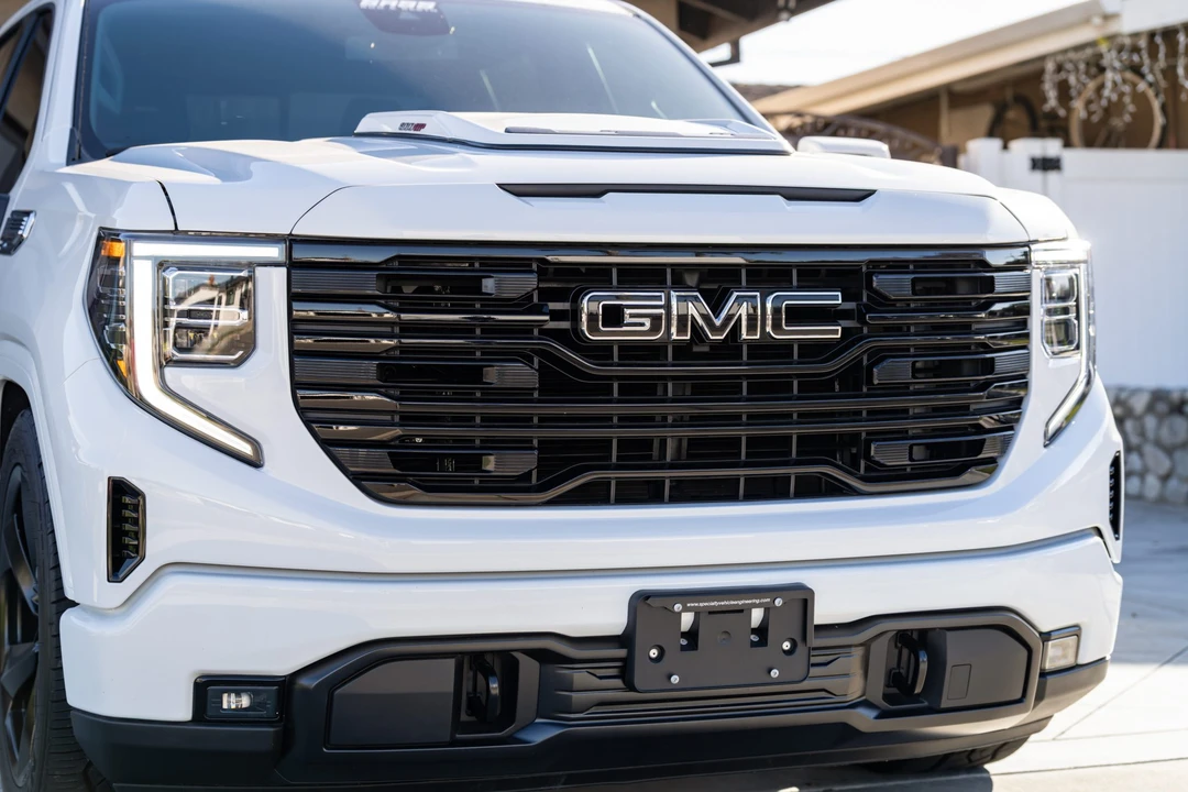 2024 GMC Sierra 5th Gen - Image 17 of 31
