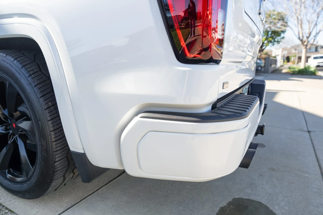 2024 GMC Sierra 5th Gen - Image 10 of 31