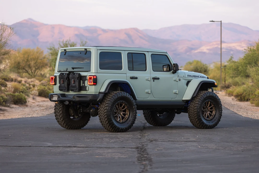 2024 Jeep JL Wrangler Rubicon 392 - Image 17 of 31