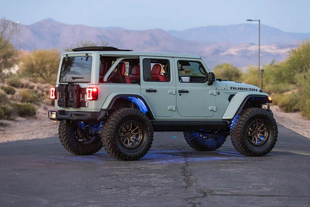 2024 Jeep JL Wrangler Rubicon 392 - Image 16 of 31