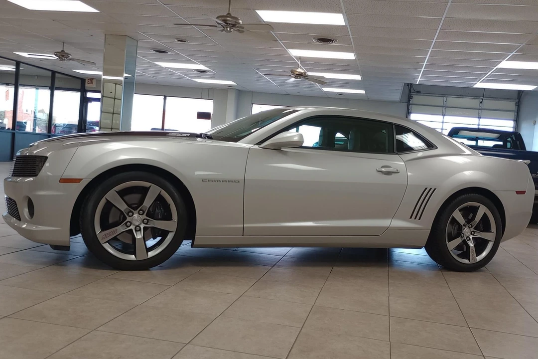 2010 Chevrolet Camaro SS 5th Gen - Image 3 of 7