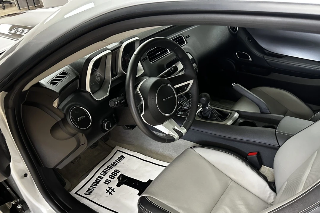 2010 Chevrolet Camaro SS 5th Gen - Image 5 of 7