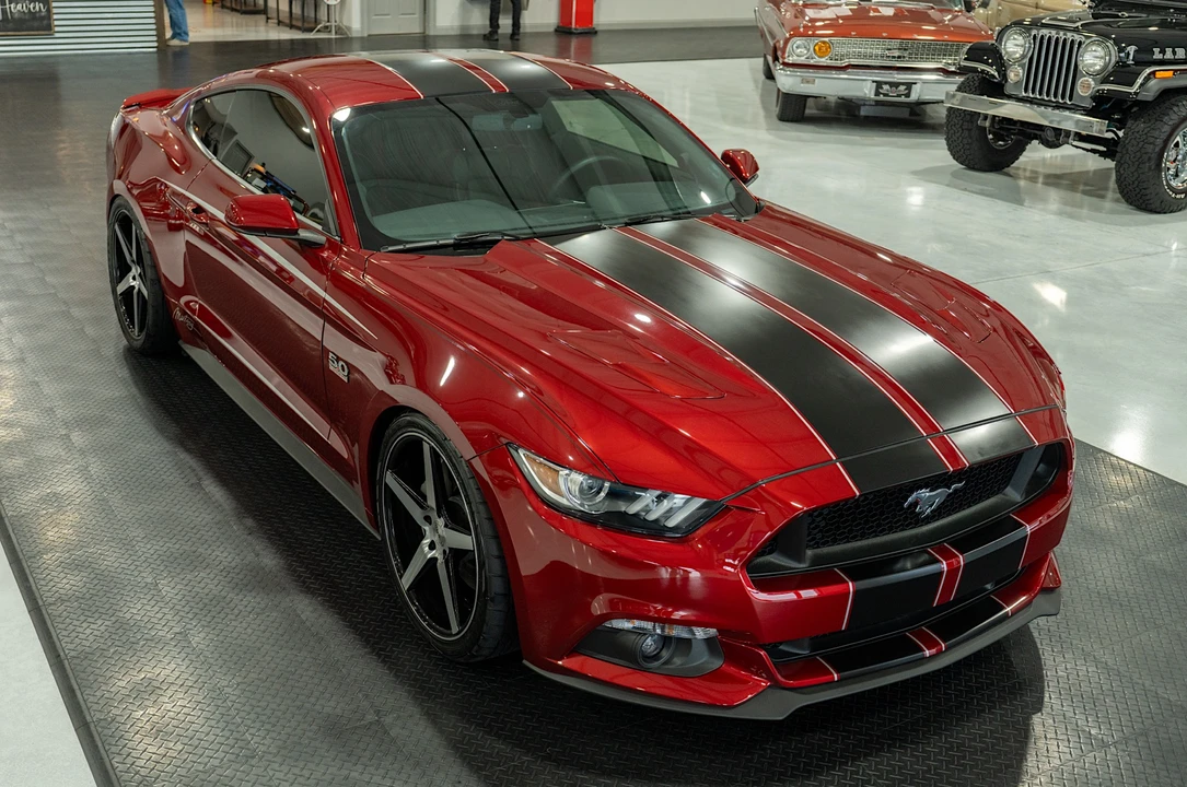 2017 Ford S550 Mustang GT - Image 2 of 31