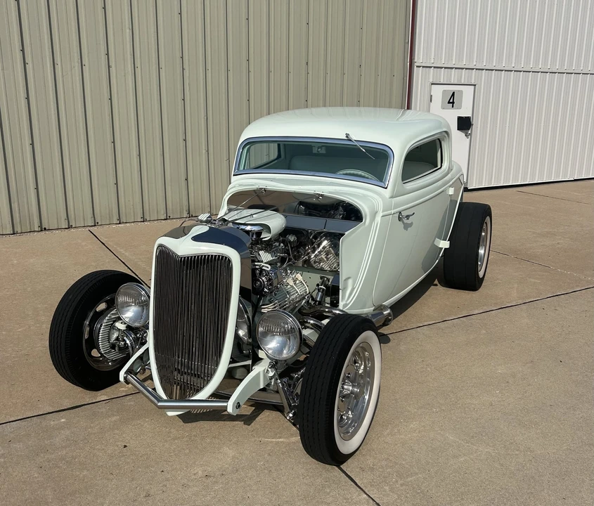 Ford Hot Rod - Image 10 of 31