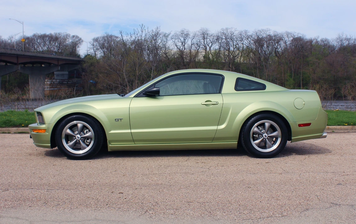2005 Ford S197 Mustang - Image 3 of 31