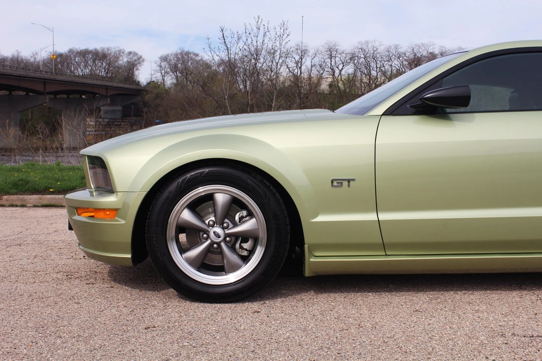 2005 Ford S197 Mustang - Image 8 of 31