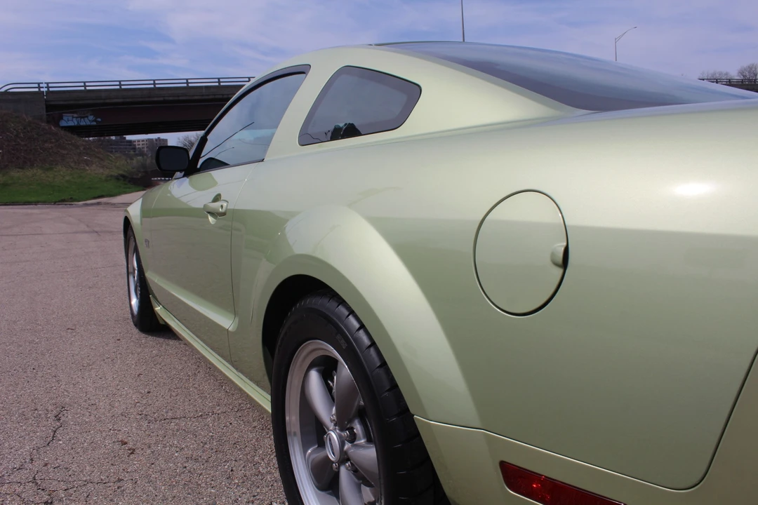 2005 Ford S197 Mustang - Image 13 of 31