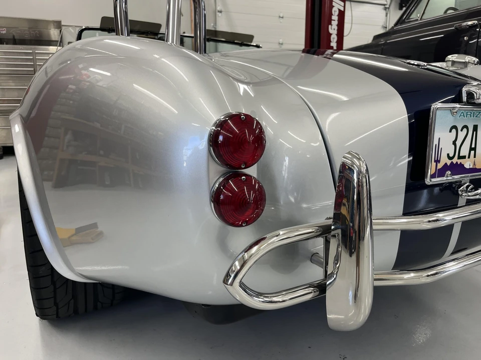 Shelby Cobra Replica - Image 30 of 31