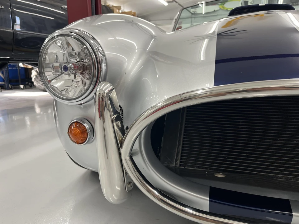 Shelby Cobra Replica - Image 28 of 31