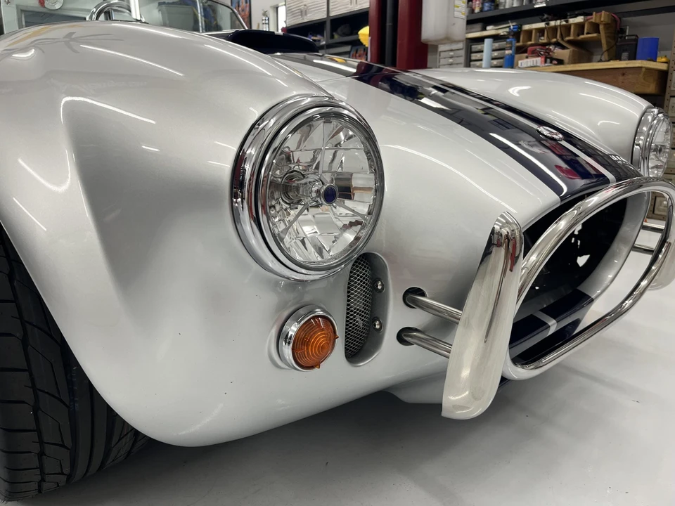 Shelby Cobra Replica - Image 29 of 31