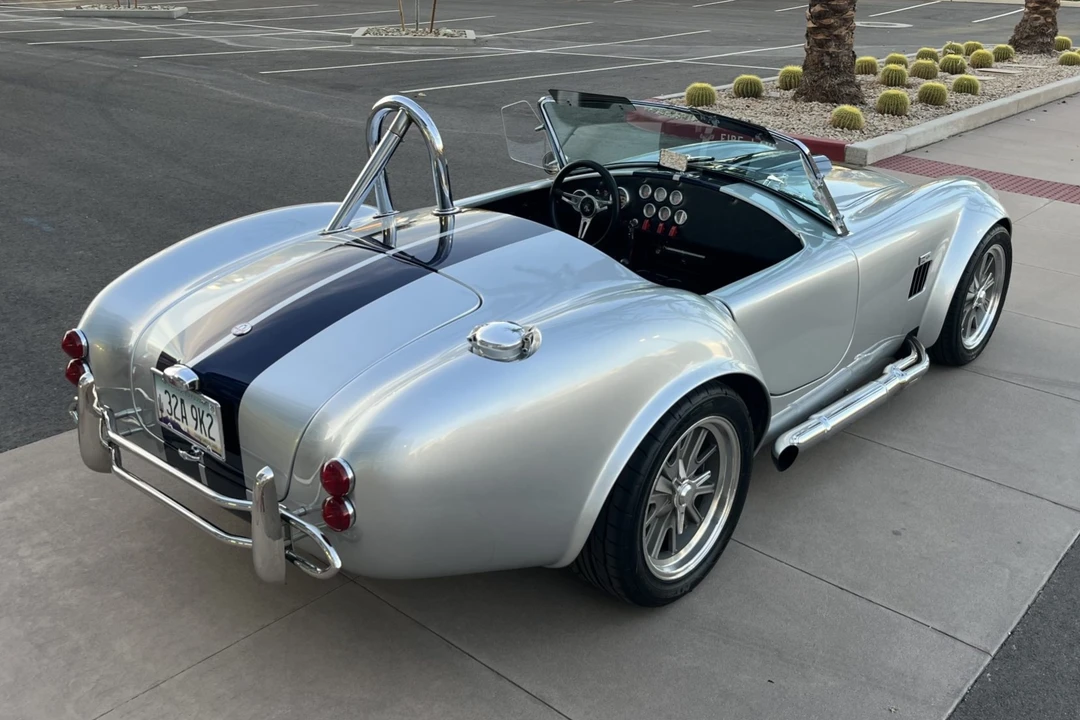 Shelby Cobra Replica - Image 12 of 31
