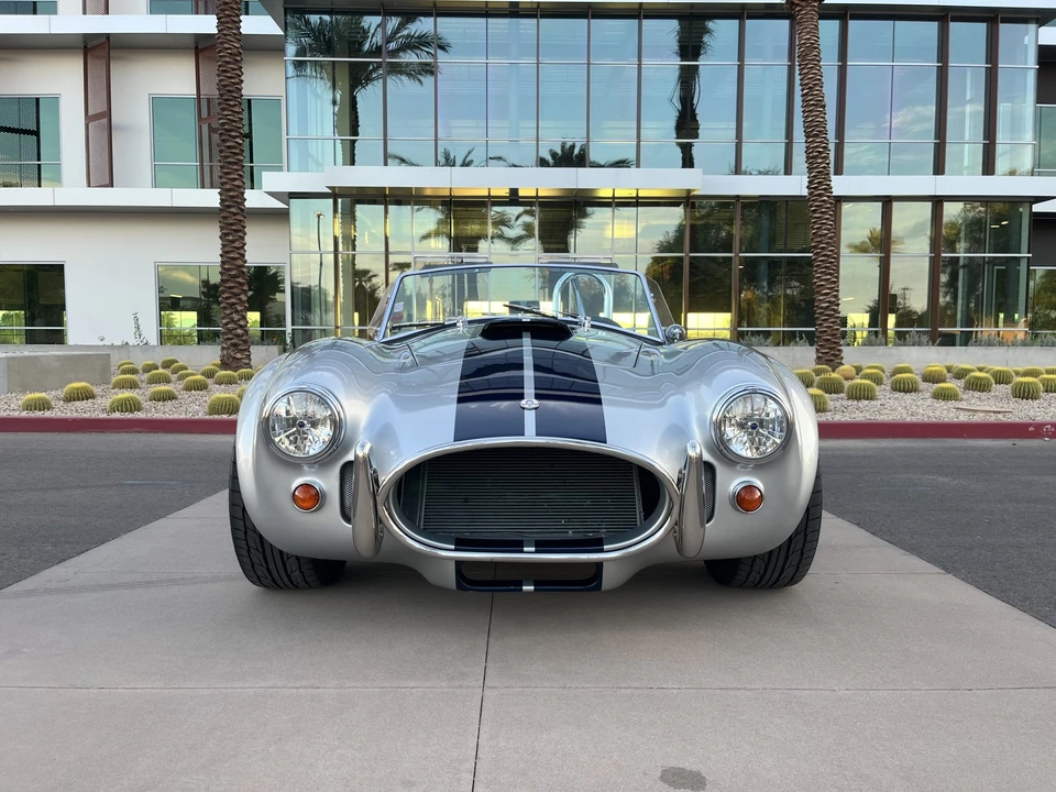Shelby Cobra Replica - Image 8 of 31