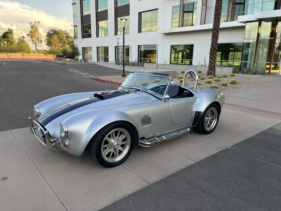 Shelby Cobra Replica - Image 22 of 31
