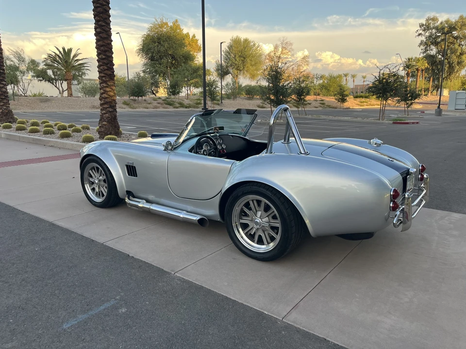 Shelby Cobra Replica - Image 18 of 31