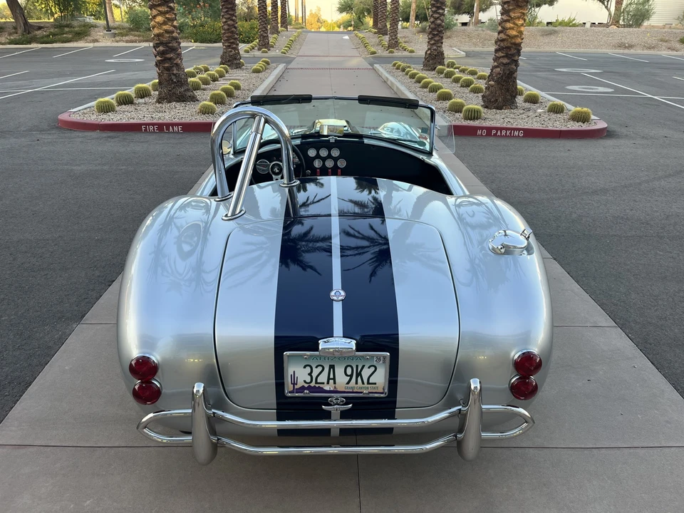 Shelby Cobra Replica - Image 15 of 31