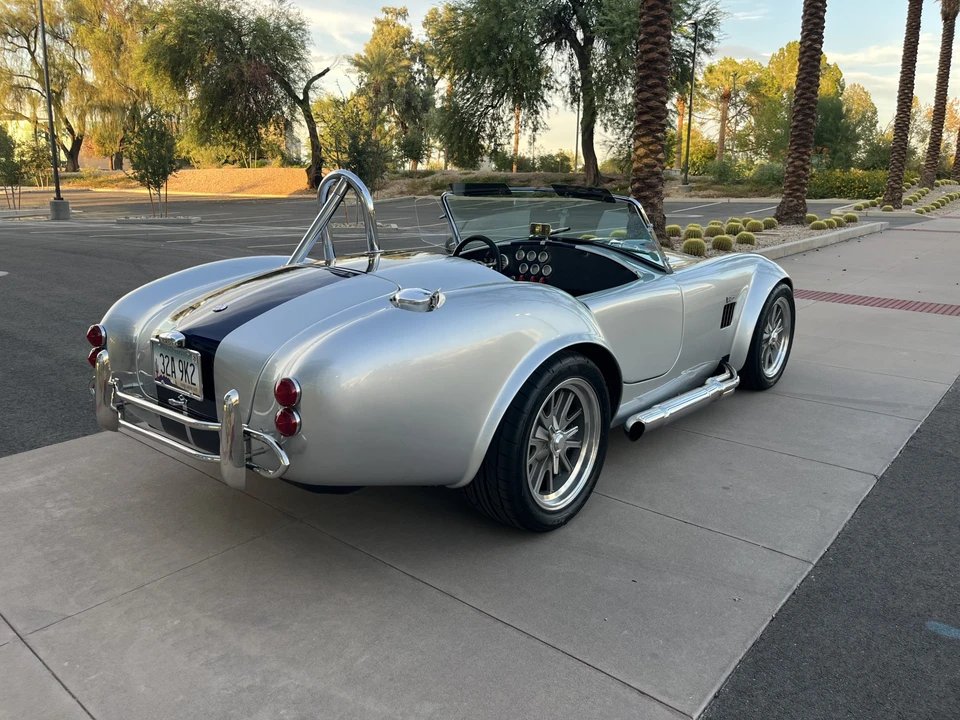 Shelby Cobra Replica - Image 13 of 31