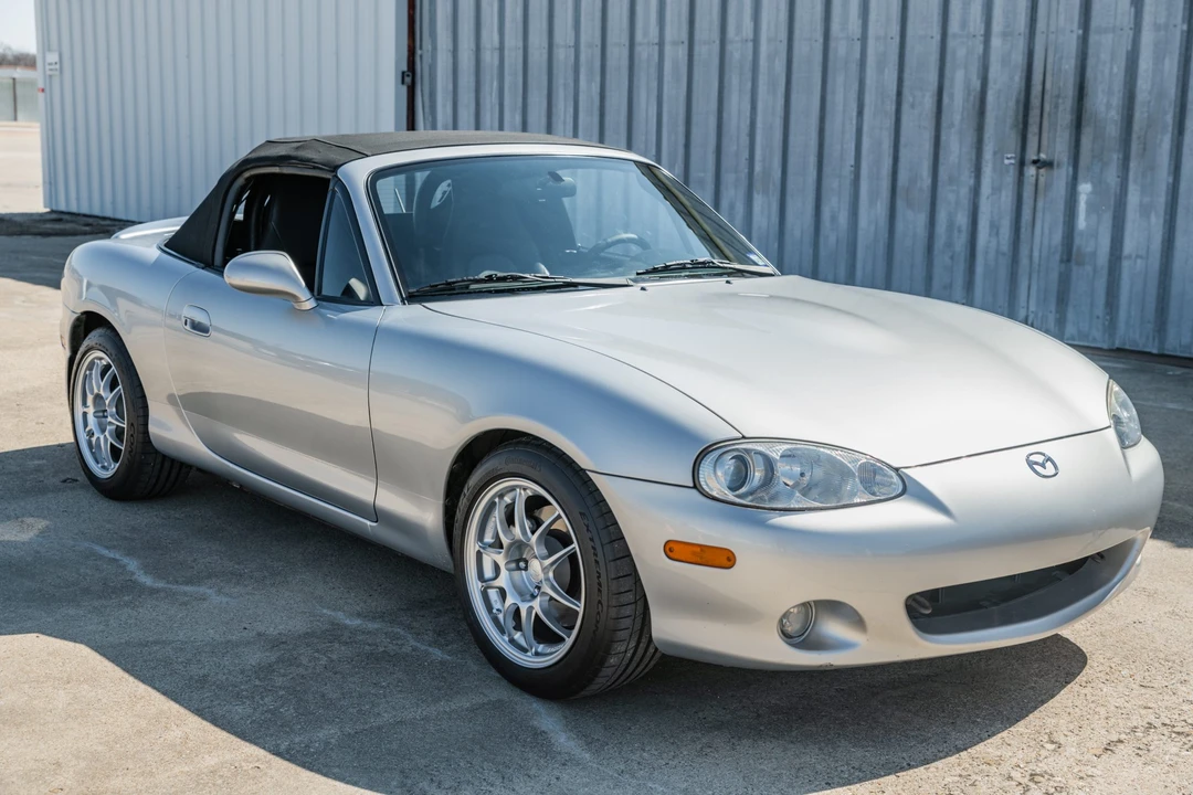2003 Mazda NB MX-5 Miata - Image 11 of 31