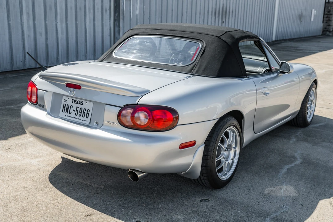 2003 Mazda NB MX-5 Miata - Image 15 of 31