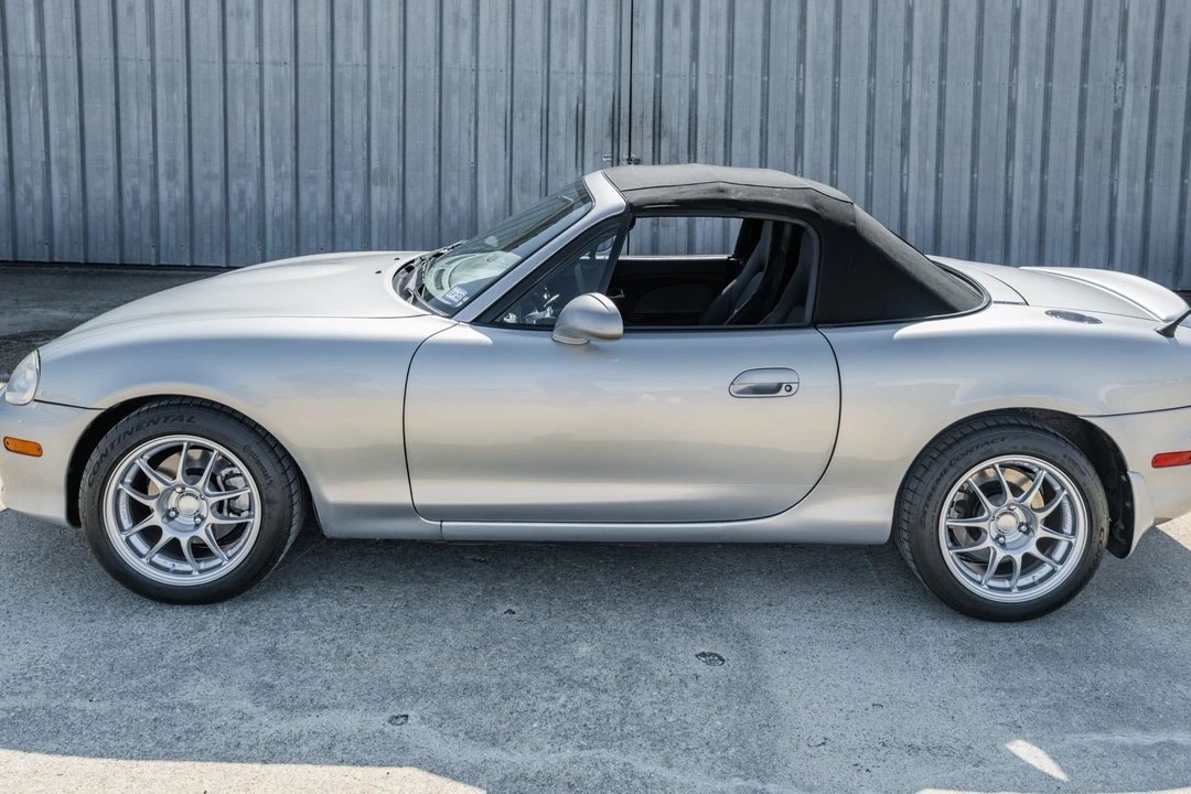 2003 Mazda NB MX-5 Miata - Image 26 of 31