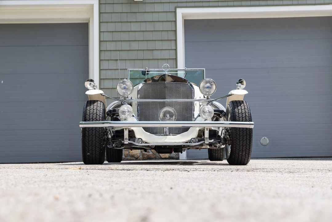 Excalibur - Image 10 of 31
