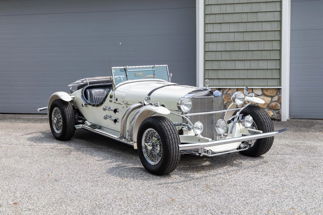 Excalibur - Image 11 of 31
