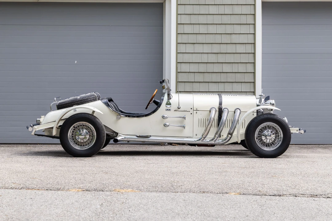 Excalibur - Image 16 of 31