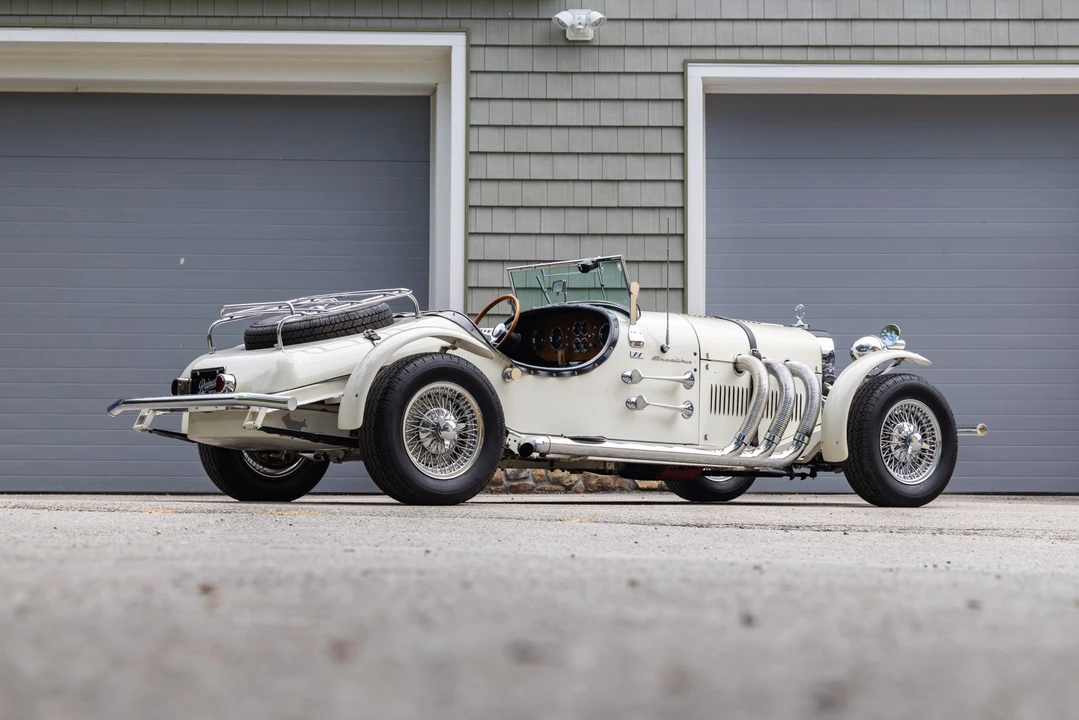 Excalibur - Image 18 of 31