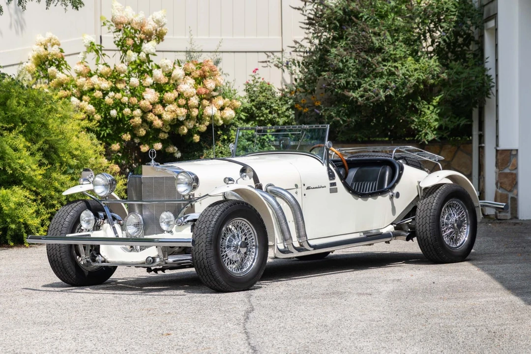 Excalibur - Image 1 of 31