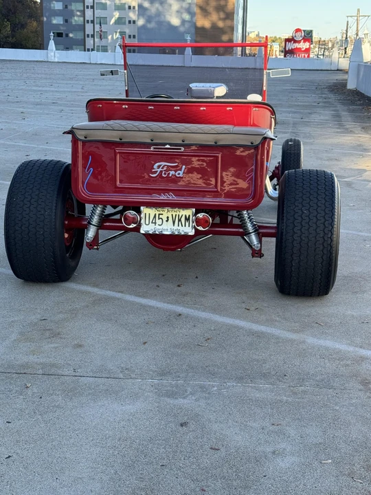 Ford Model T - Image 11 of 31