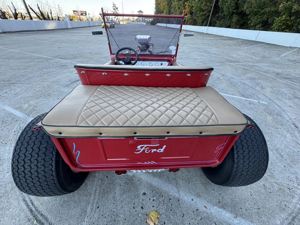 Ford Model T - Image 13 of 31