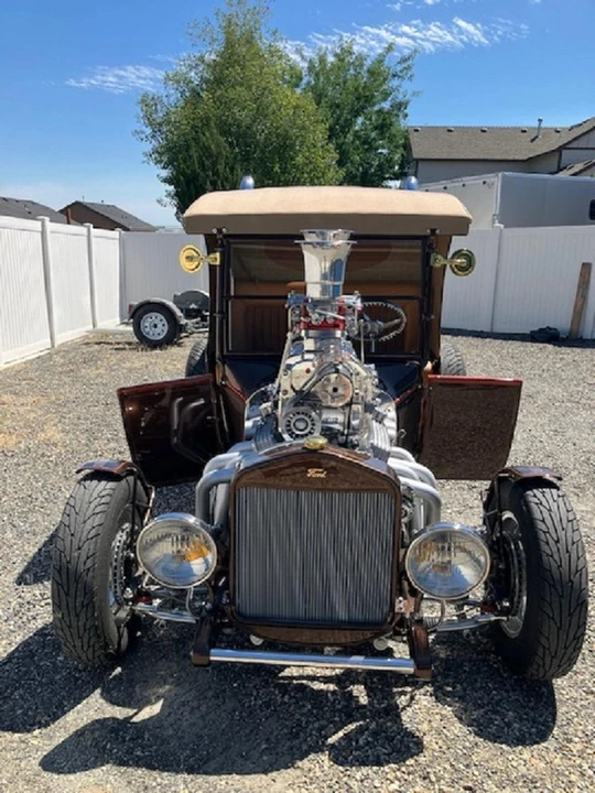 Ford Model T Pickup & Model TT - Image 3 of 31