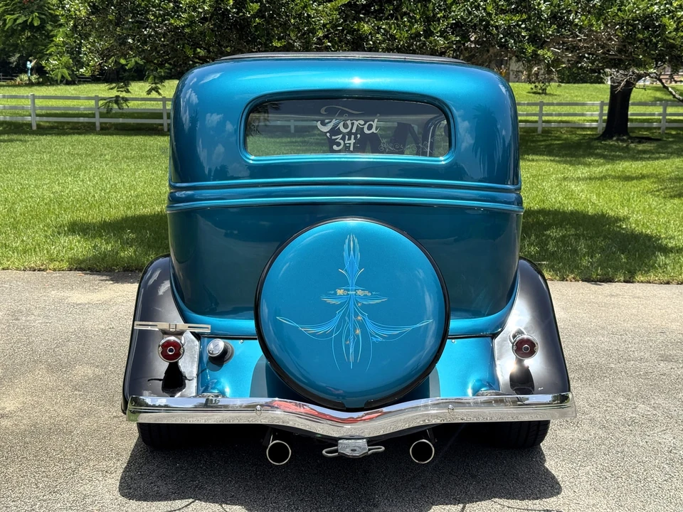 Ford Hot Rod - Image 10 of 31