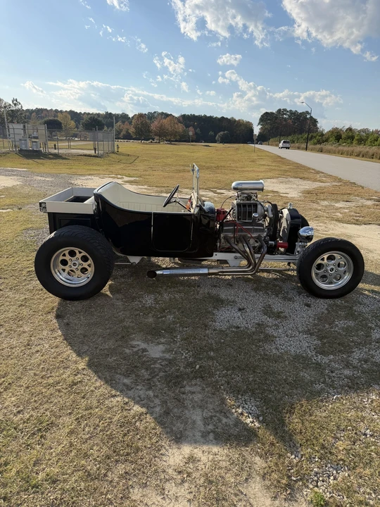 Ford Hot Rod - Image 9 of 31