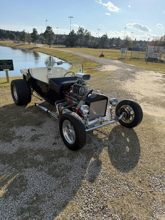 Ford Hot Rod - Image 10 of 31