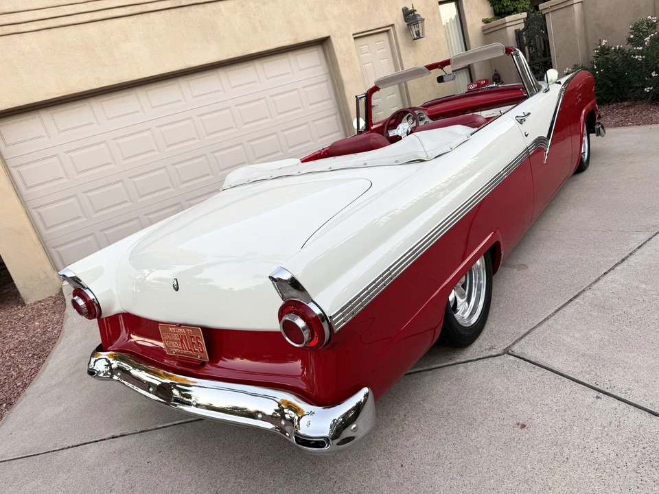 1956 Ford Fairlane 2nd Gen - Image 25 of 31