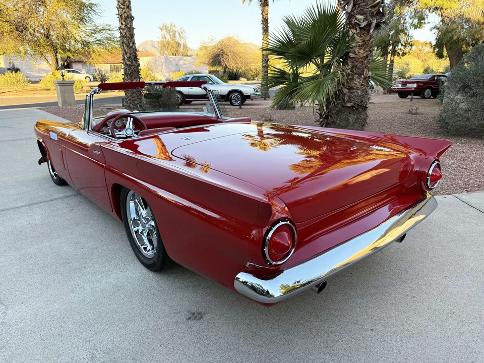 1957 Ford Thunderbird 1st Gen - Image 26 of 31