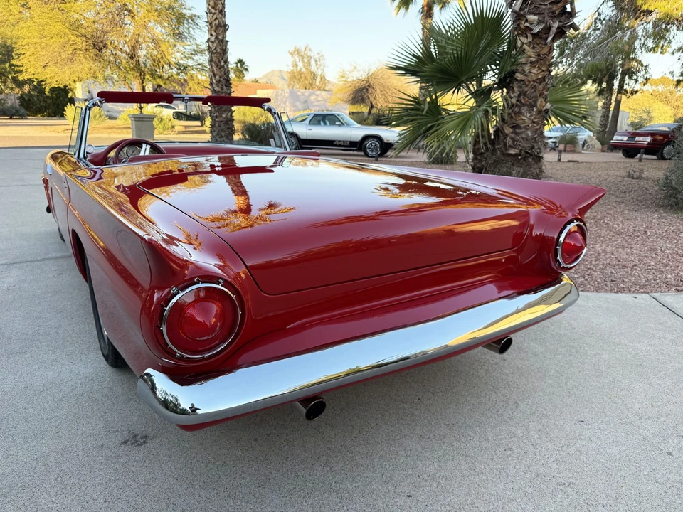 1957 Ford Thunderbird 1st Gen - Image 25 of 31