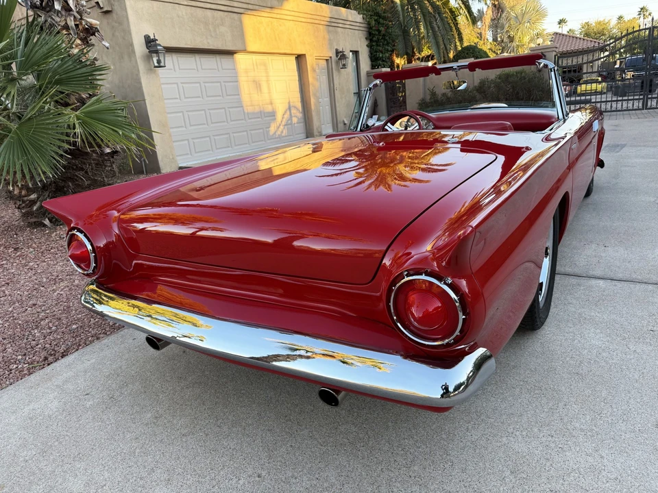 1957 Ford Thunderbird 1st Gen - Image 20 of 31